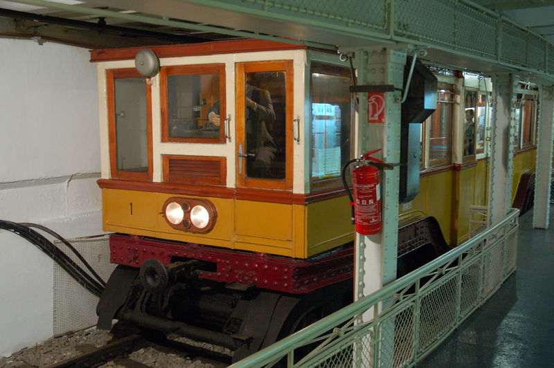 File:Fig.2. Historic metal covered carriage No.1. in the Underground Railway Museum - Photo Peter Kadar.JPG